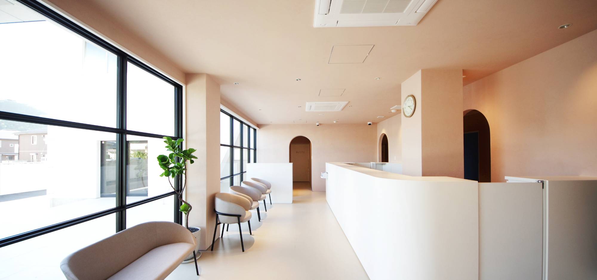 キービジュアルイメージ 待合室